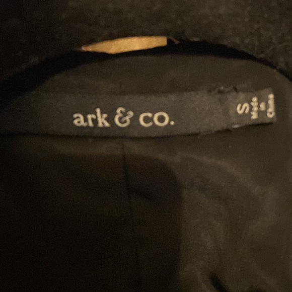 Black silky blazer - Picture 3 of 4